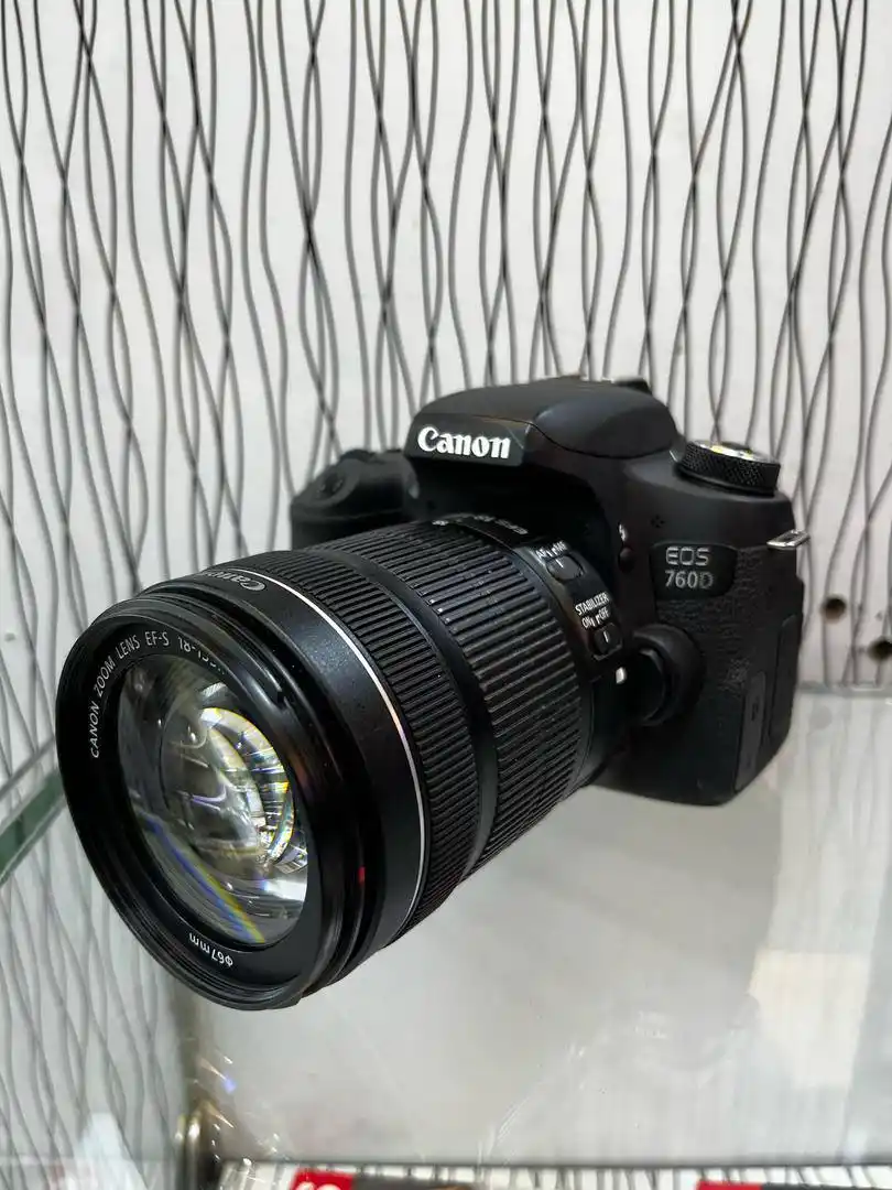 دوربین نیمه حرفه ای کانن | Canon760D+18-135mm دست دو