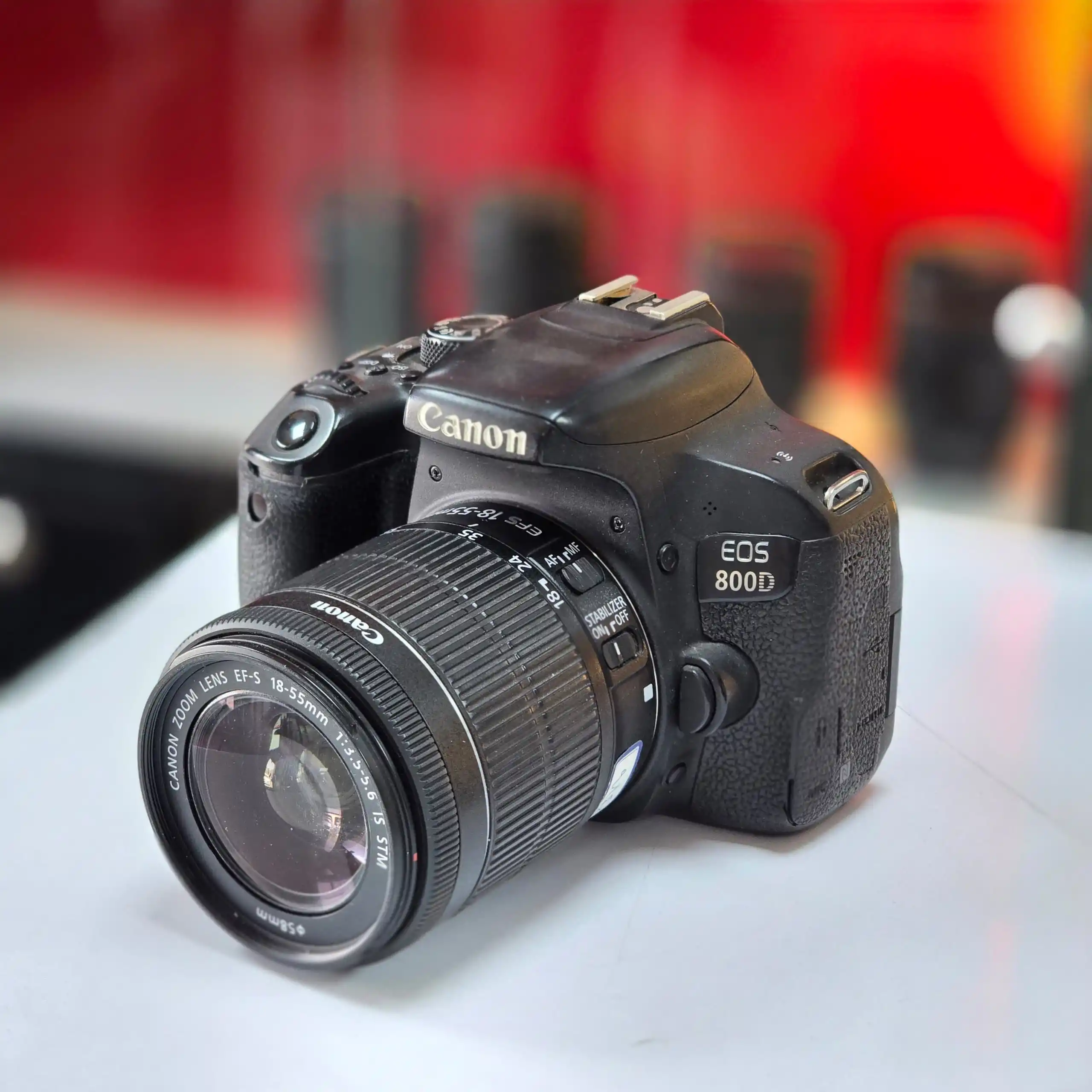 دوربین عکاسی کانن دست دوم Canon EOS 800D Kit 18-55mm f/4-5.6 IS STM دست دو