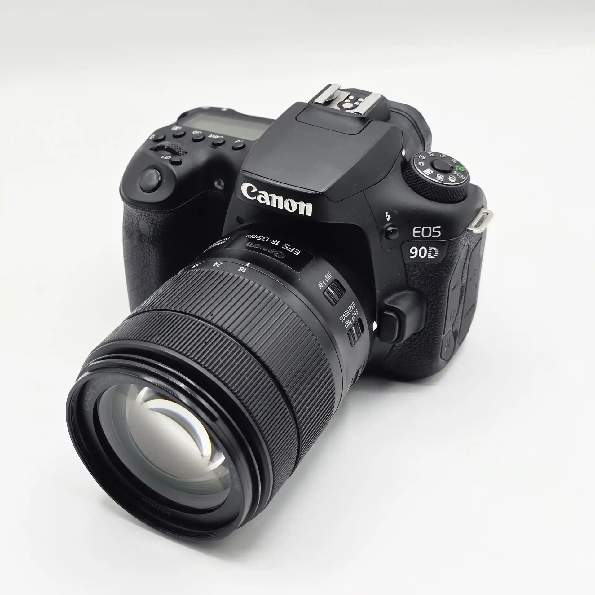 دوربین نیمه حرفه ای کانن | Canon 90D+18-135mm USM دست دو
