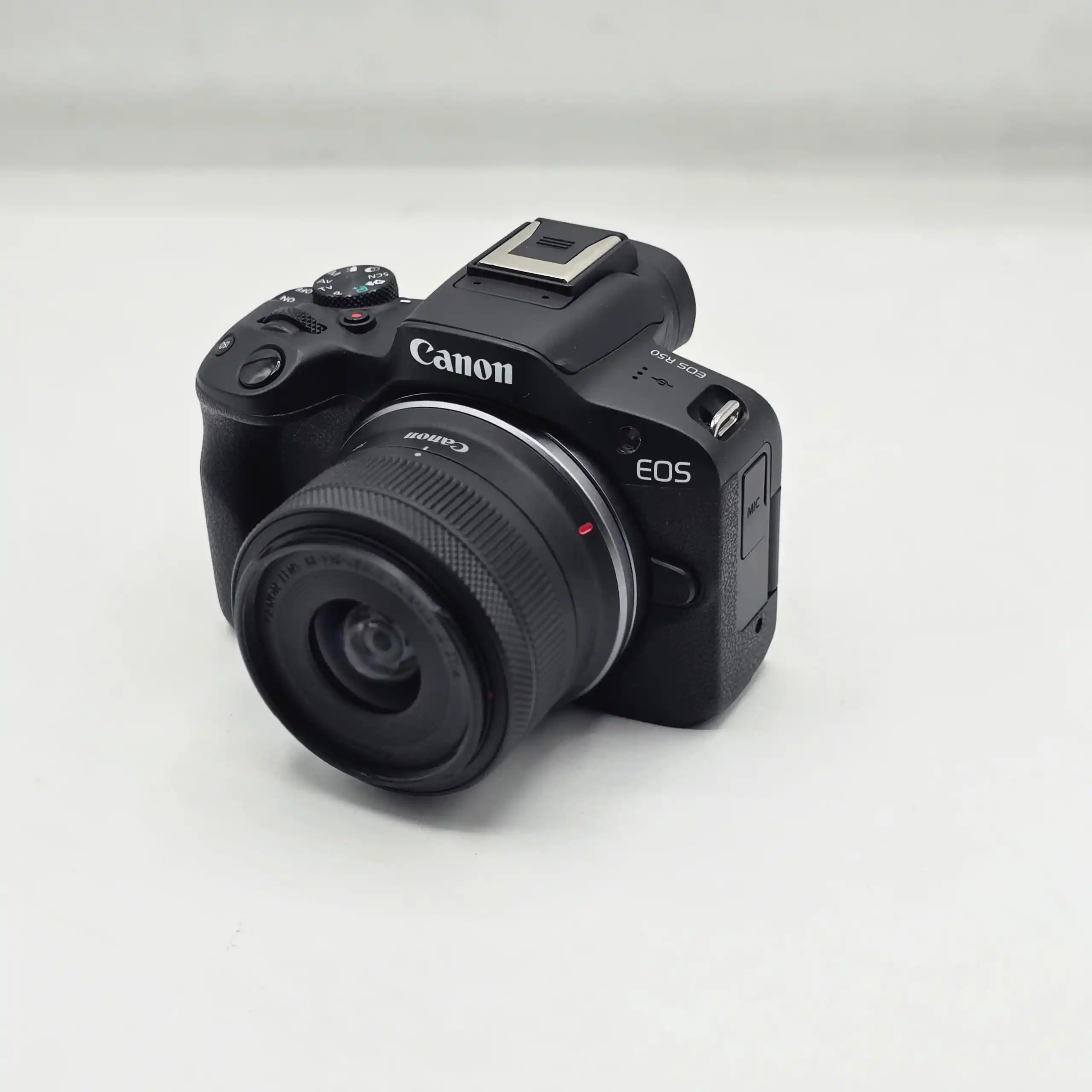 دوربین حرفه ای کانن | Canon R50+18-45mm دست دو