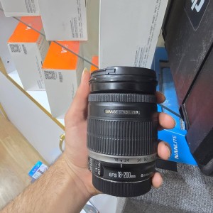 لنز کارکرده کانن | Canon 18-200mm