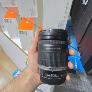 لنز حرفه ای کانن | Canon 18-200mm دست دوم