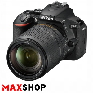 Nikon D5600 DSLR Camera with 18-140mm VR Lens