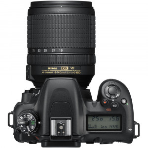 دوربین نیکون D7500 + 18-140mm بدنه