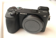 دوربین بدون آینه سونی a6600 + 18-135mm بدنه دست دوم