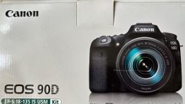 دوربین حرفه ای کانن  | Canon 90D+18-135mm USM   دست دوم