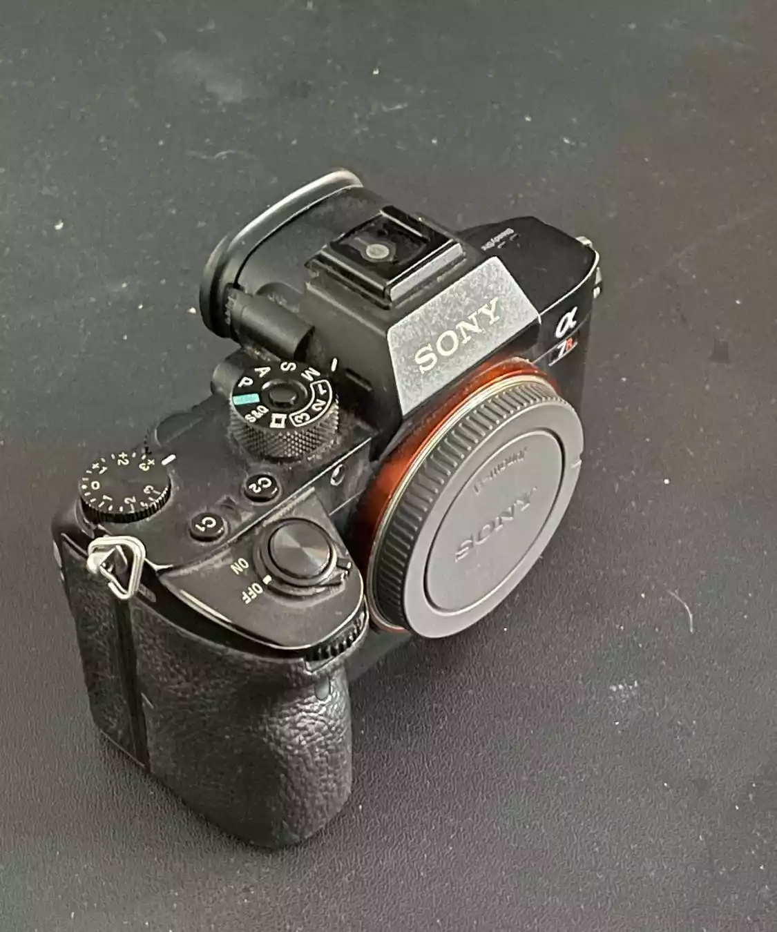 دوربین عکاسی سونی الفا سون ار تری a7riii دست دو