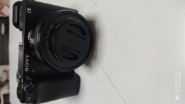دوربین بدون آینه سونی آلفا a6400 + 18-135mm دست دوم