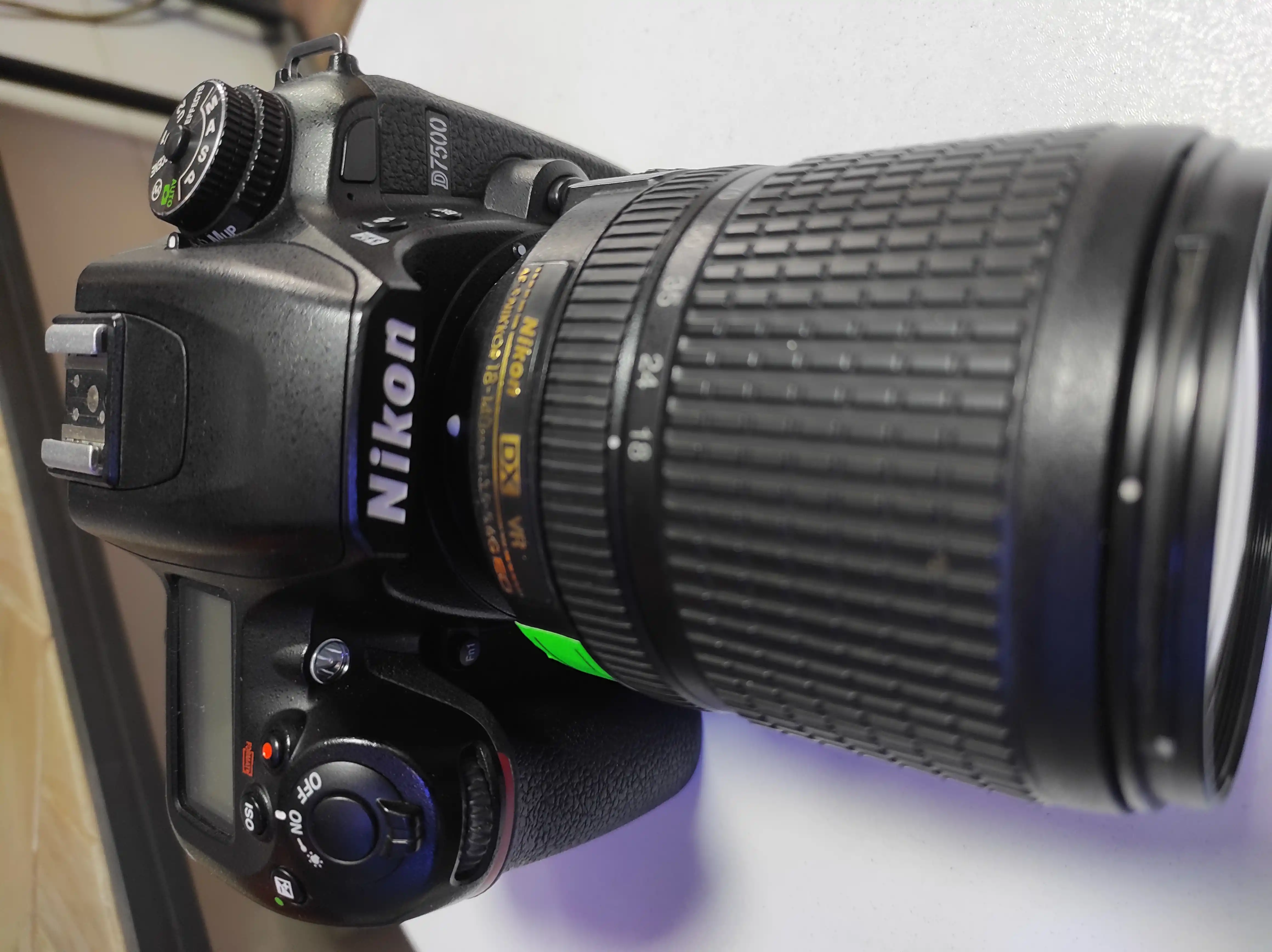Nikon D7500+18.140 دست دو