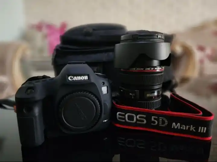 دوربین 5d mark iii دست دو