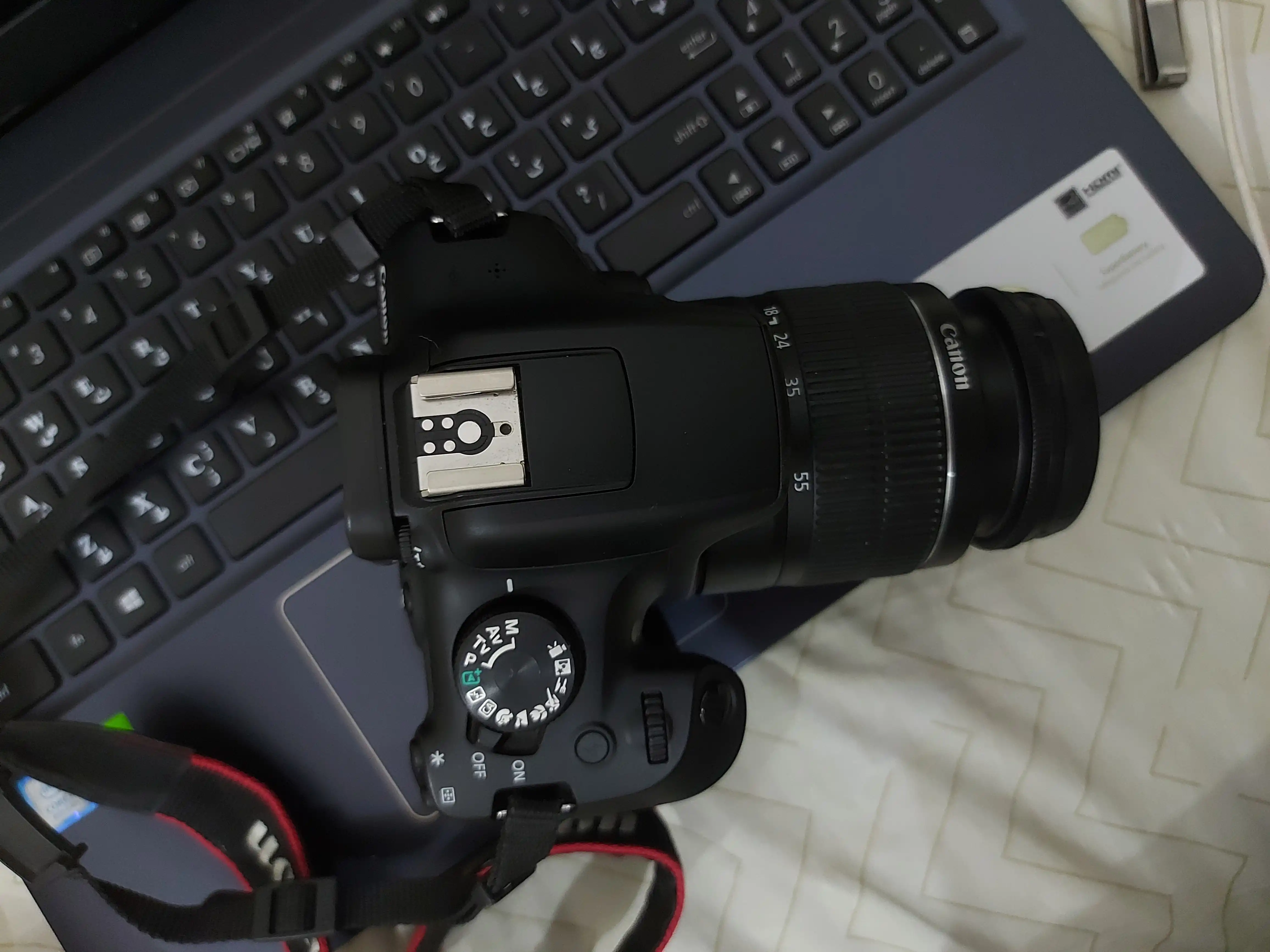 دوربین کانن 1300d دست دو