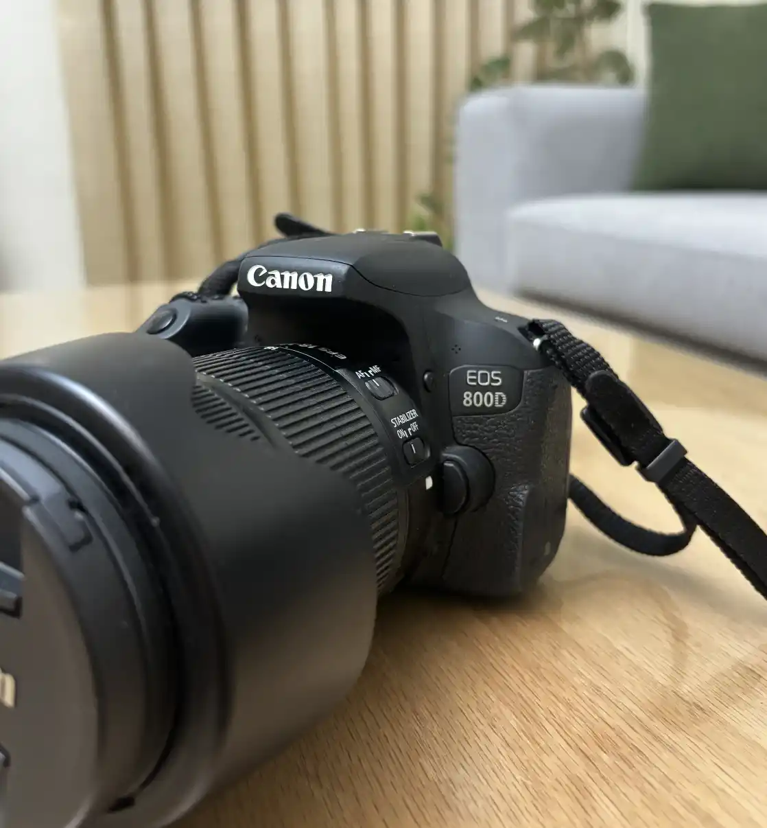 دوربین عکاسی canon 800d دست دو