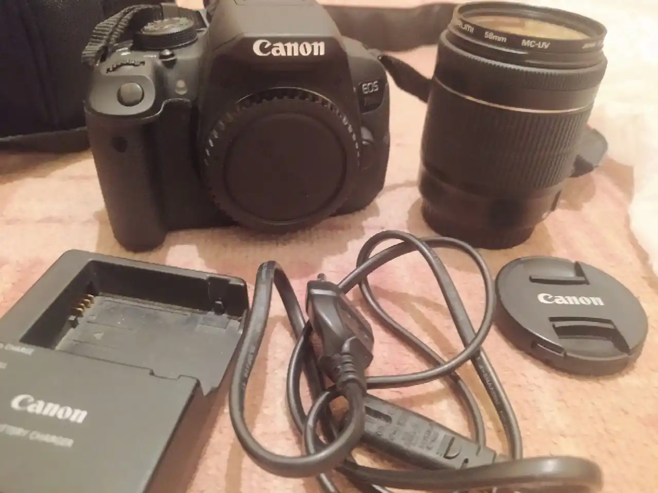 دوربین  d700 canon دست دو