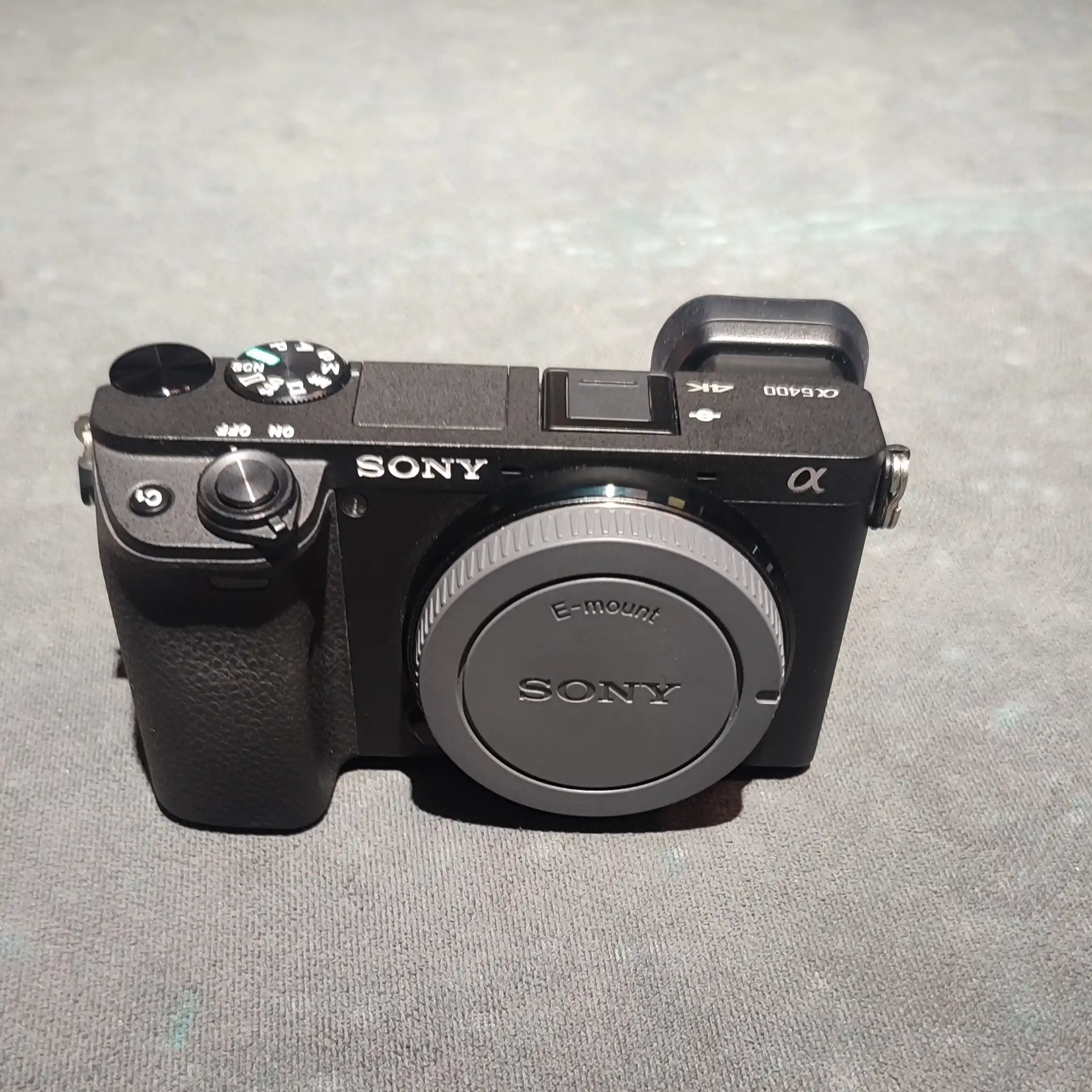 دوربین سونی a6400 دست دو