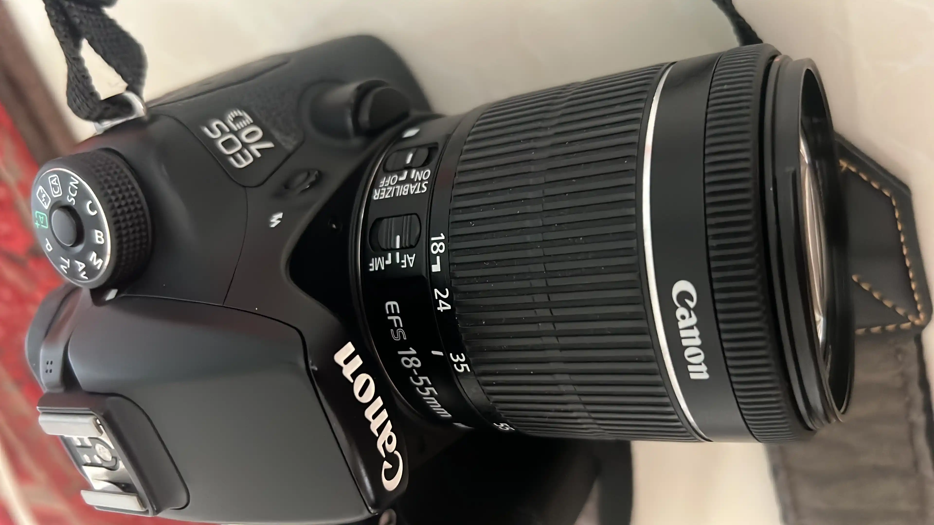 دوربین 70d دست دو