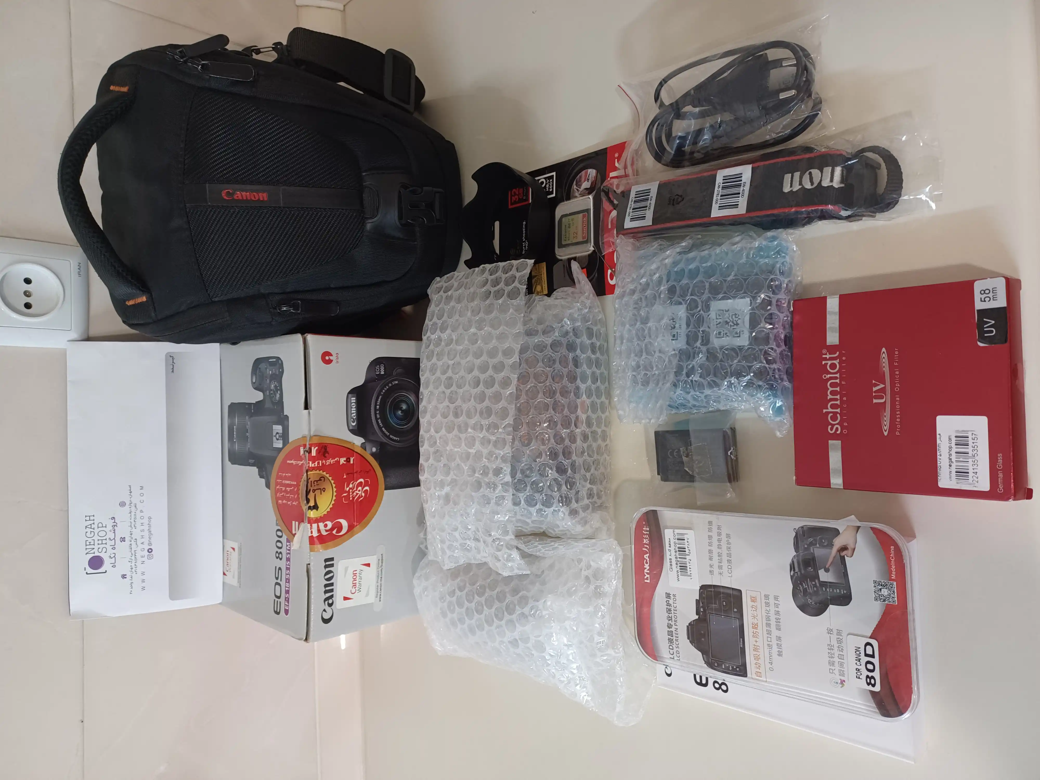 دوربین کنون 800d دست دو