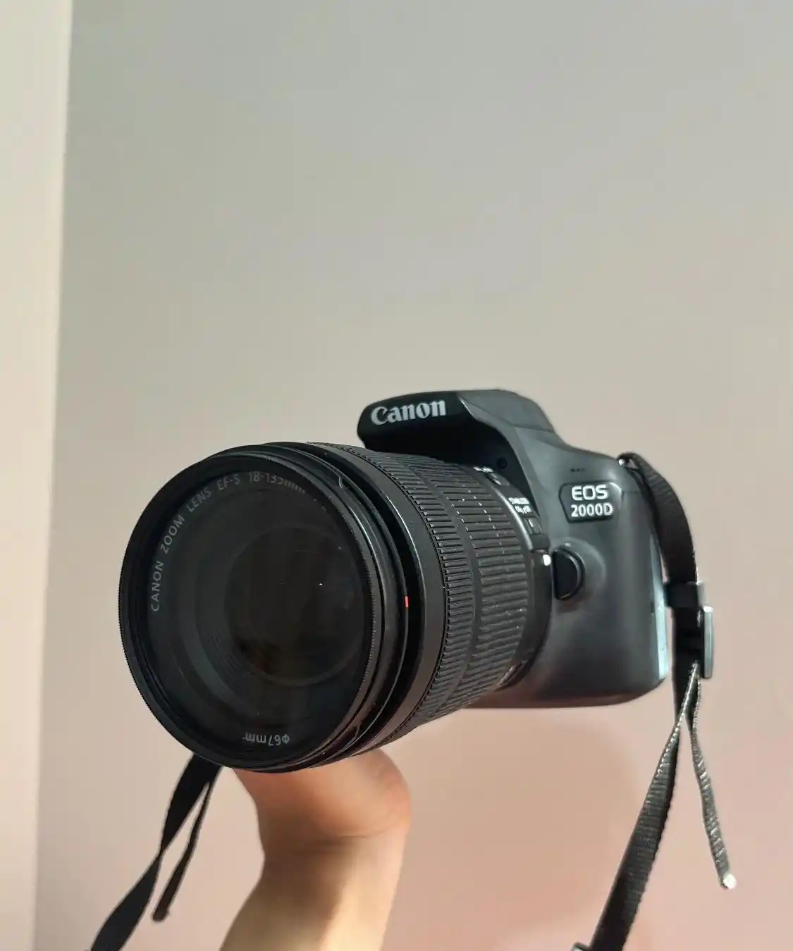 دوربین کنون۲۰۰۰d دست دو