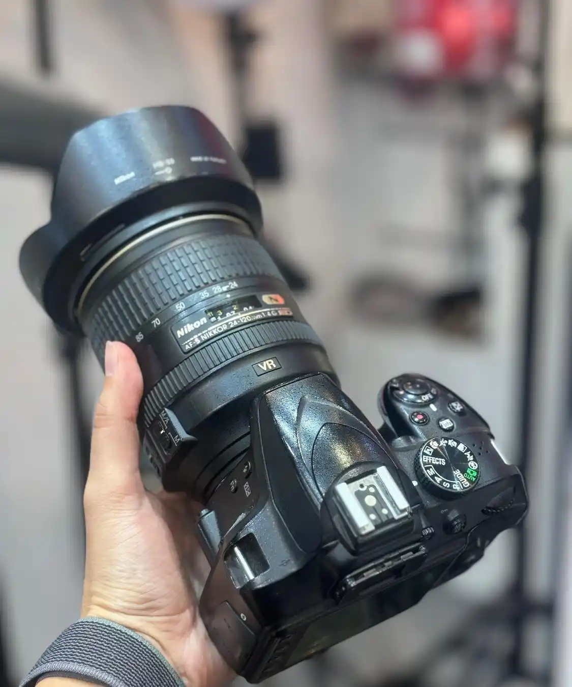 دوربین عکاسی و فلاش استدیویی دست دو