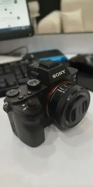 آلفا ۷ اس دو با لنز ۱۶-۵۰ دست دوم