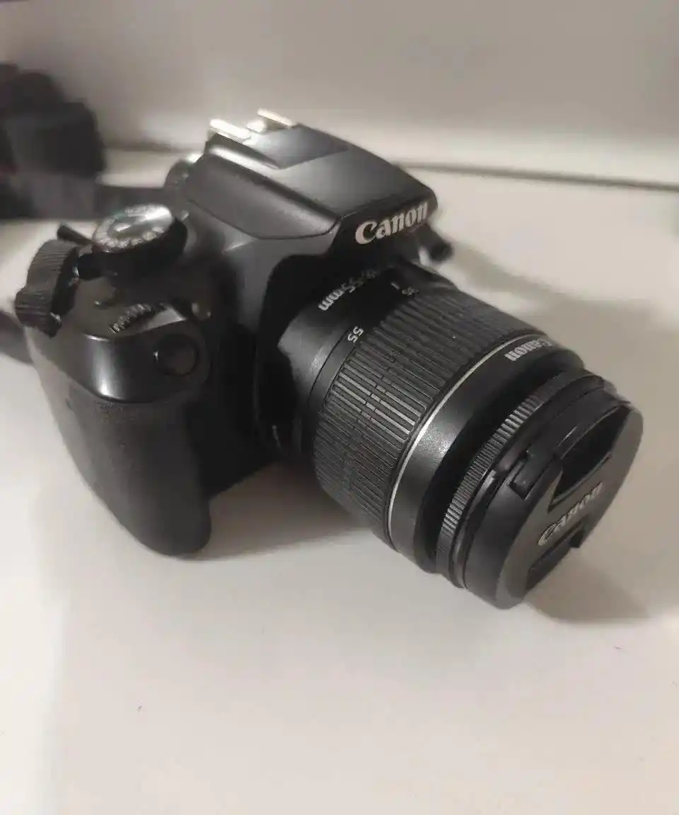 دوربین عکسی دست دو