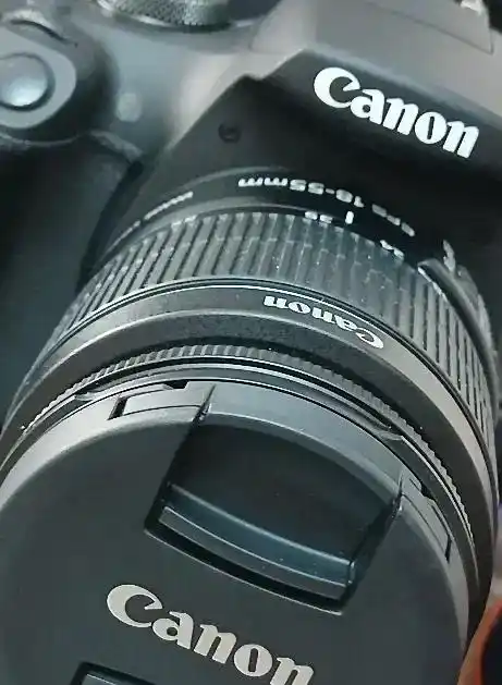 دوربین کاننcanon دست دو