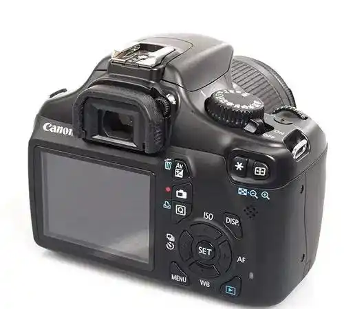 دوربین  دوربین عکاسی کانن ۱۱۰۰دی(Canon EOS 1100D) دست دو