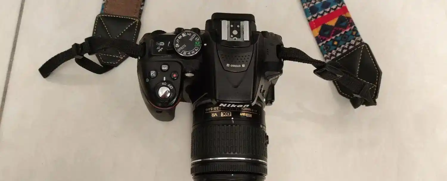 دوربین نیکون  ۵۳۰۰/ Nikon d 5300 دست دو