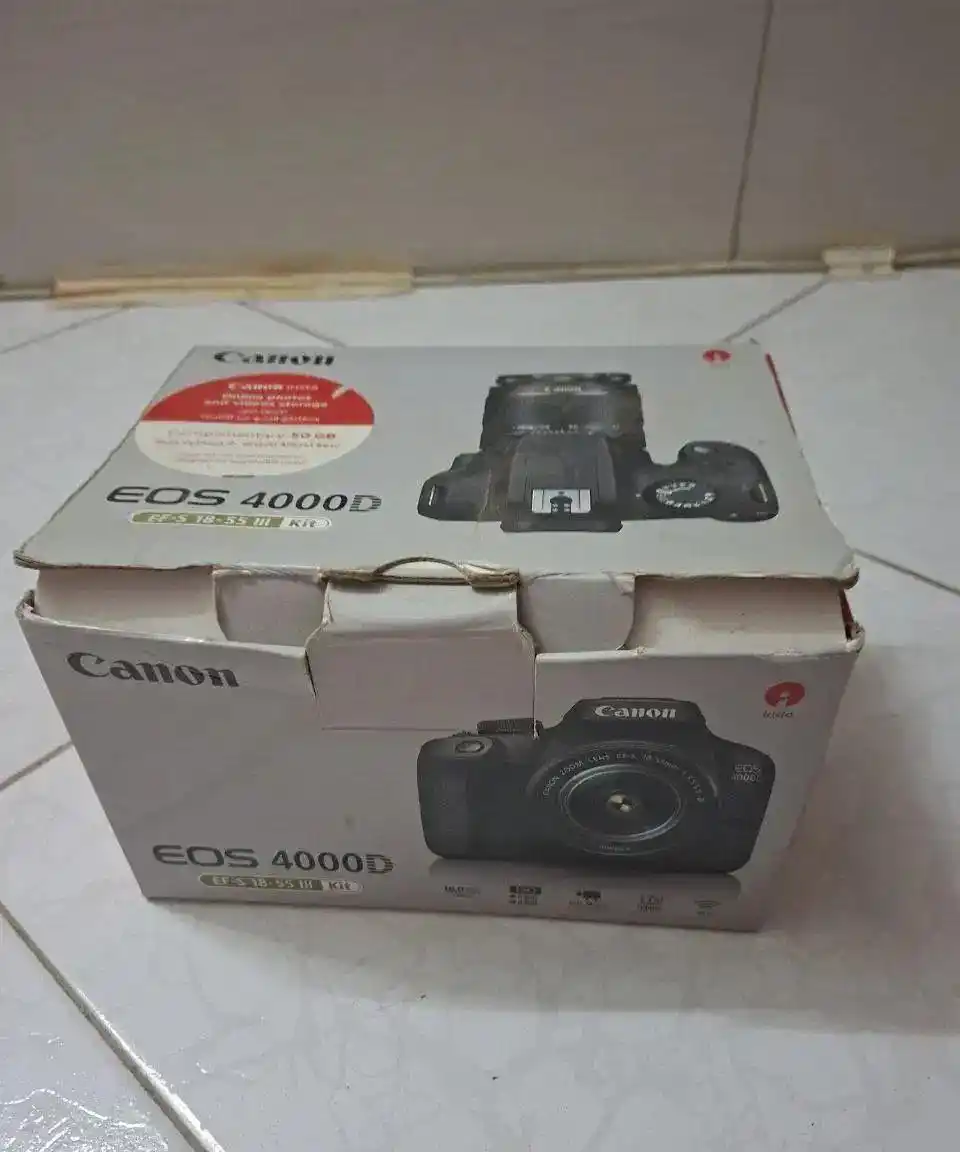 دوربین کنون 4000d دست دو