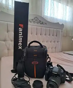 دوربین کانن 750d + 18-55mm دست دوم