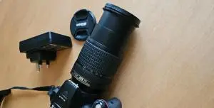 دوربین عکاسی نیکون D5300 با لنز 18-140+کیف+رم دست دوم