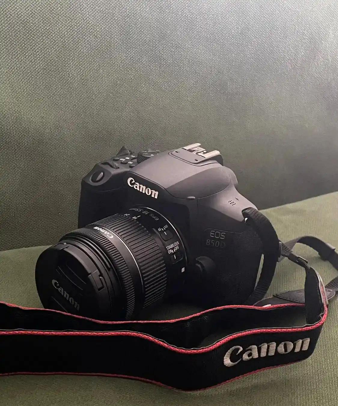 دوربین کنون 850d دست دو