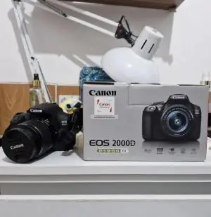 دوربین حرفه ای کنون | Canon 2000D+18-55mm  دست دوم