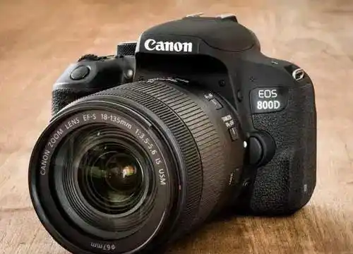 دوربین کنون canon800D دست دو