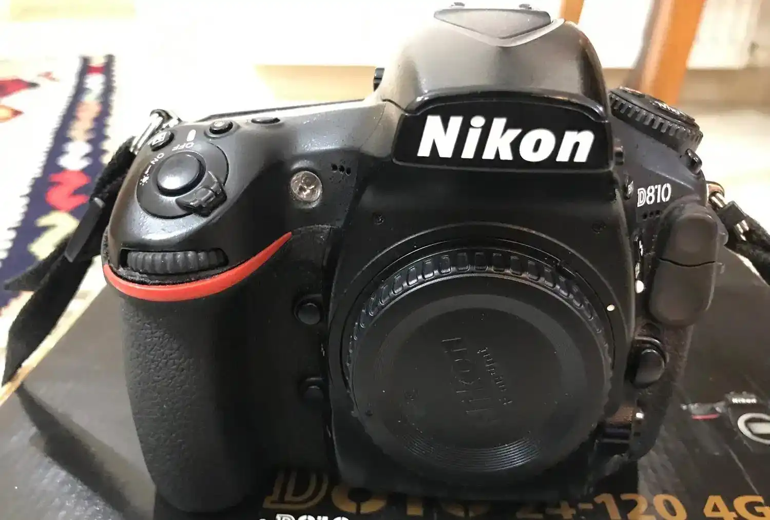 دوربین نیکون۸۱۰ فول فریم تمیز دست دو