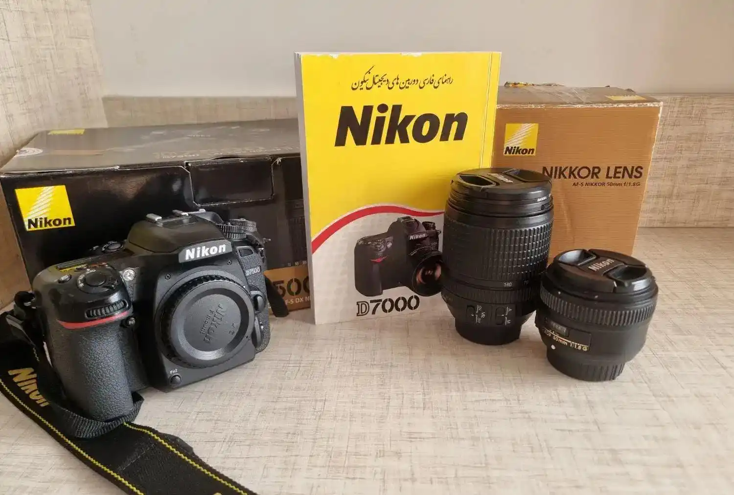 دوربین عکاسی و فیلمبرداری دست دو