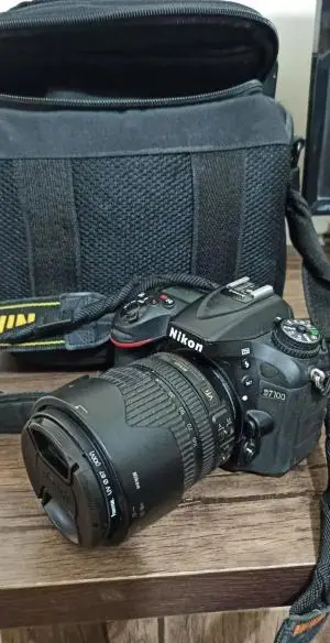 دوربین نیمه حرفه ای نیکون | Nikon D7100+18-140mm دست دوم
