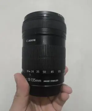 لنز دوربین کانن Canon 18-135 دست دوم