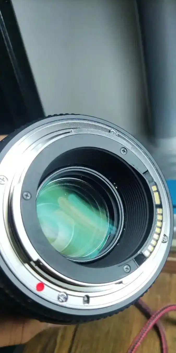 لنز Sigma 105mm F2.8 EX DG MACRO OS دست دو