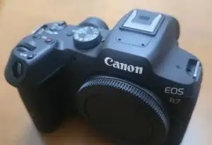 دوربین کنون canon R7 دست دوم