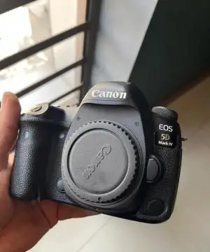 دوربین کانن 5d مارک 4 دست دوم