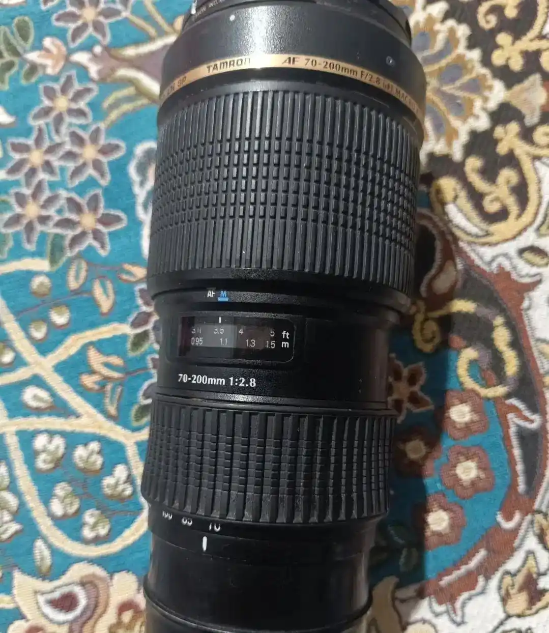 لنز 70.200 دست دو