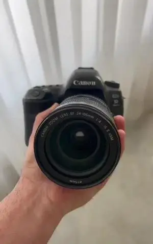 دوربین حرفه‌ای کانن | Canon 5D Mark IV دست دوم