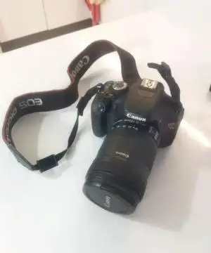 دوربین canon EOS 600D با لنز 55mm-18 دست دوم