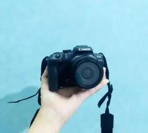 دوربین canon R10 + گارانتی دست دوم