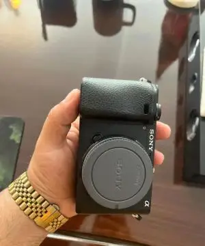 دوربین حرفه ای سونی | Sony a6400+16-50mm دست دوم