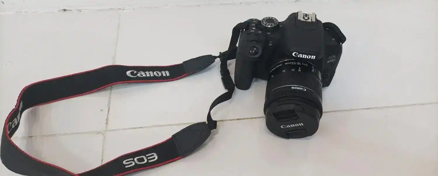 دوربین عکاسی کنون D800 دست دو