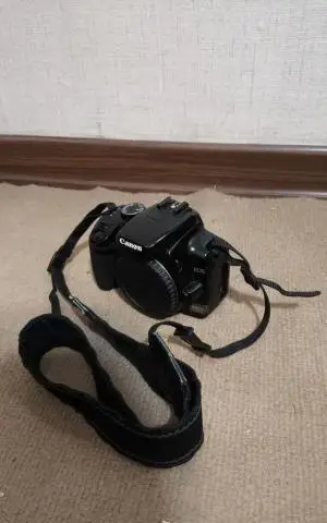 دوربین کانن ۴۰۰ دی با دو لنز عالی دست دوم