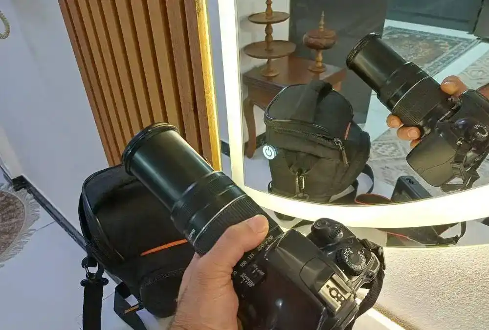 دوربین عکاسی فیلمبرداری  حرفه ای Canon دست دو