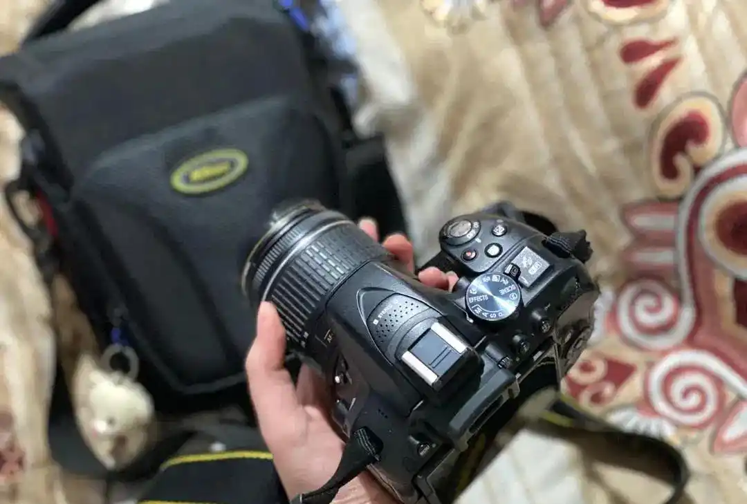 دوربین عکاسی nikon d5300 دست دو