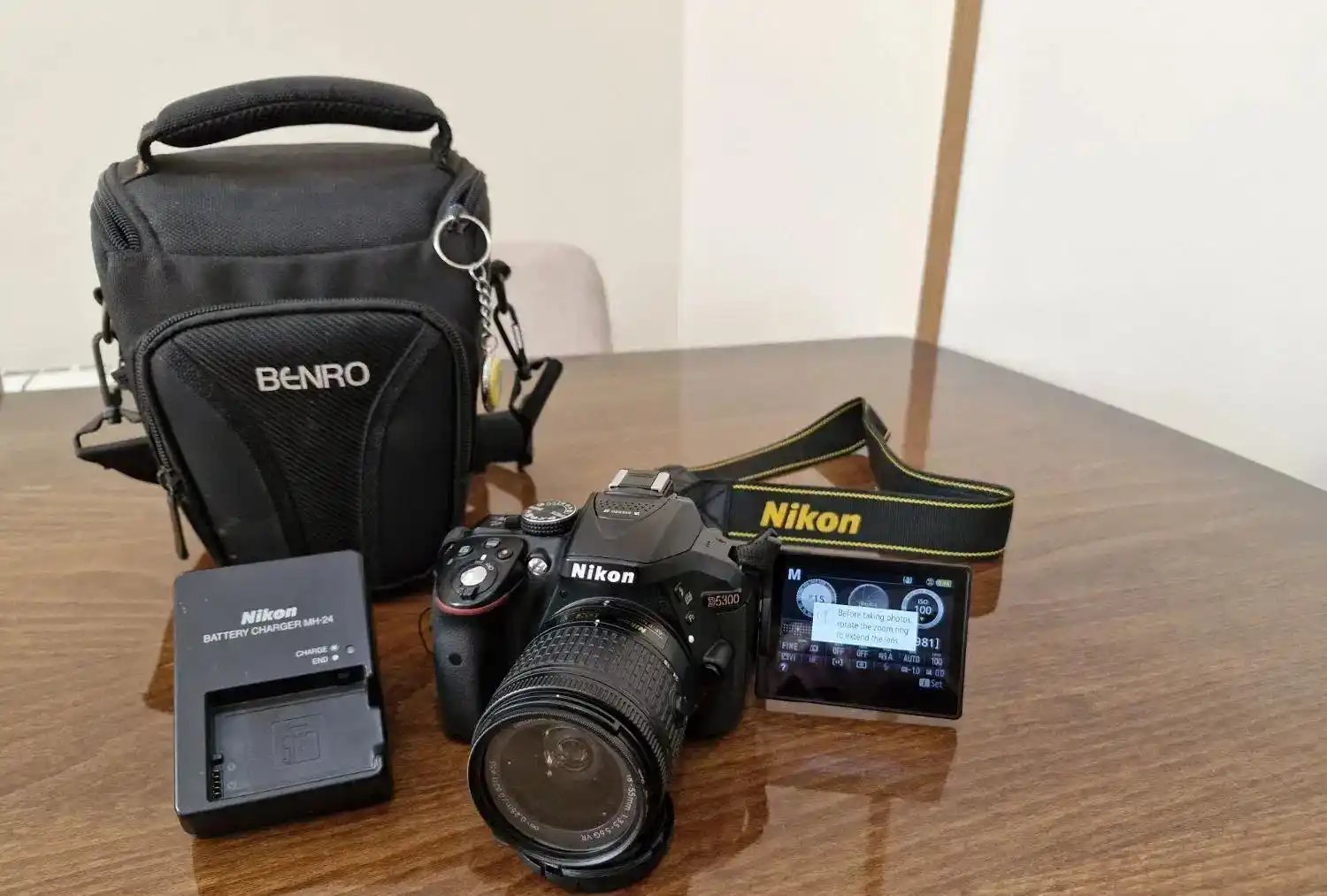 Nikon D5300 سالم و کم کار دست دو